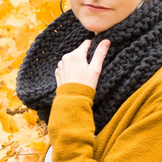 easy to knit chunky cowl knitting pattern for beginners